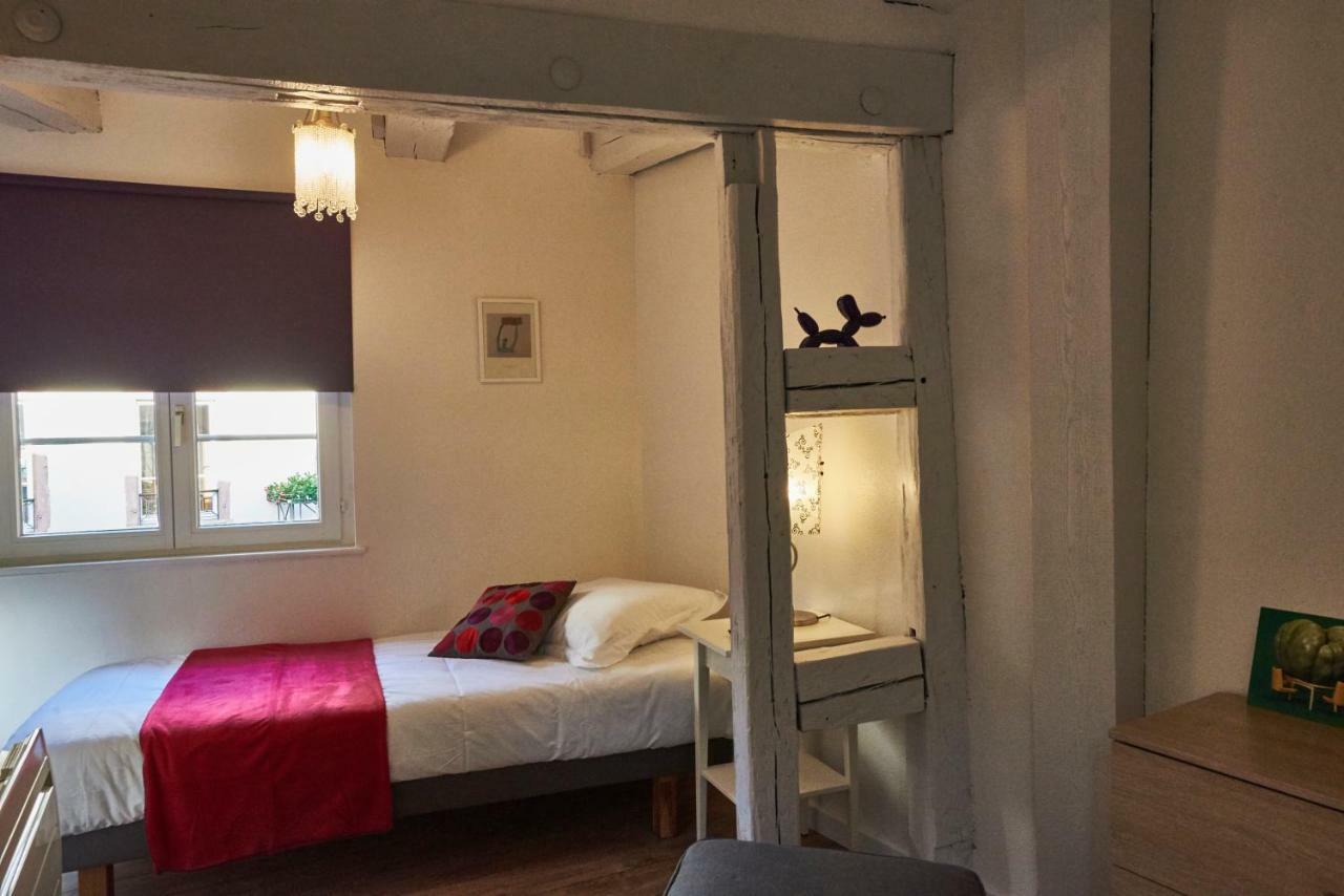 Les Appartements Saint-Martin 콜마 외부 사진